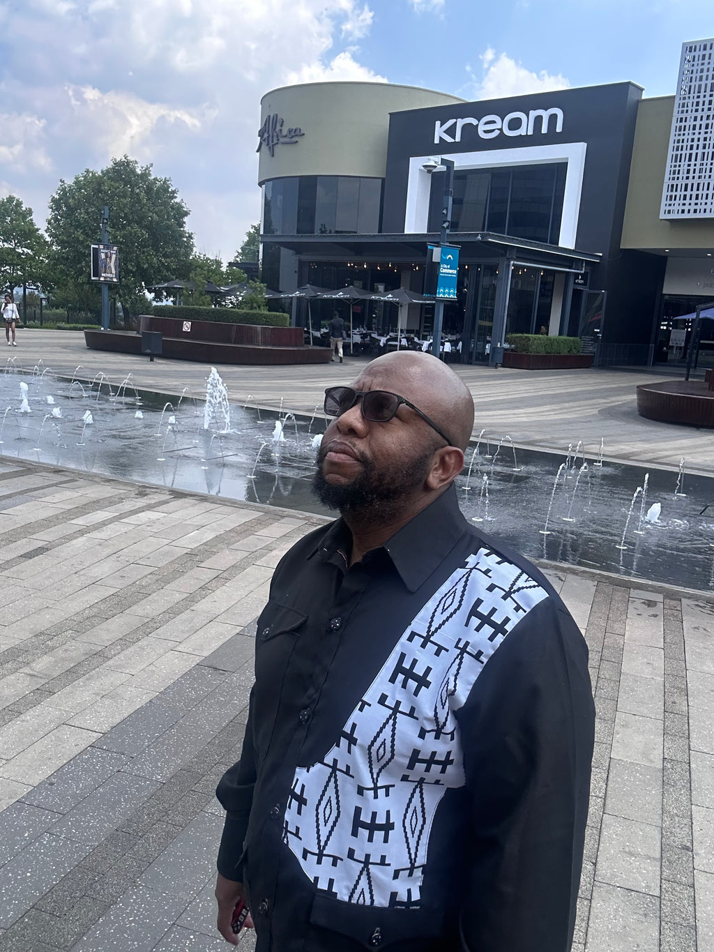 Men Black & White Safari Suit