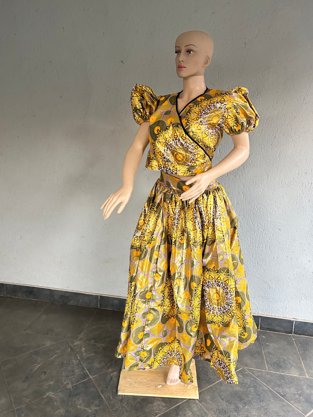 Womens Gold 2 Piece