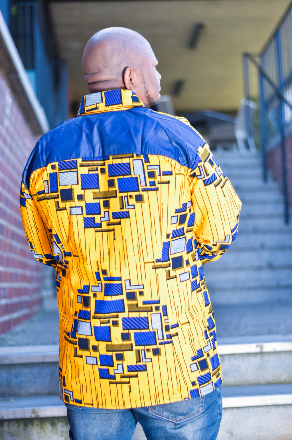 Men Yellow & Blue Shirt