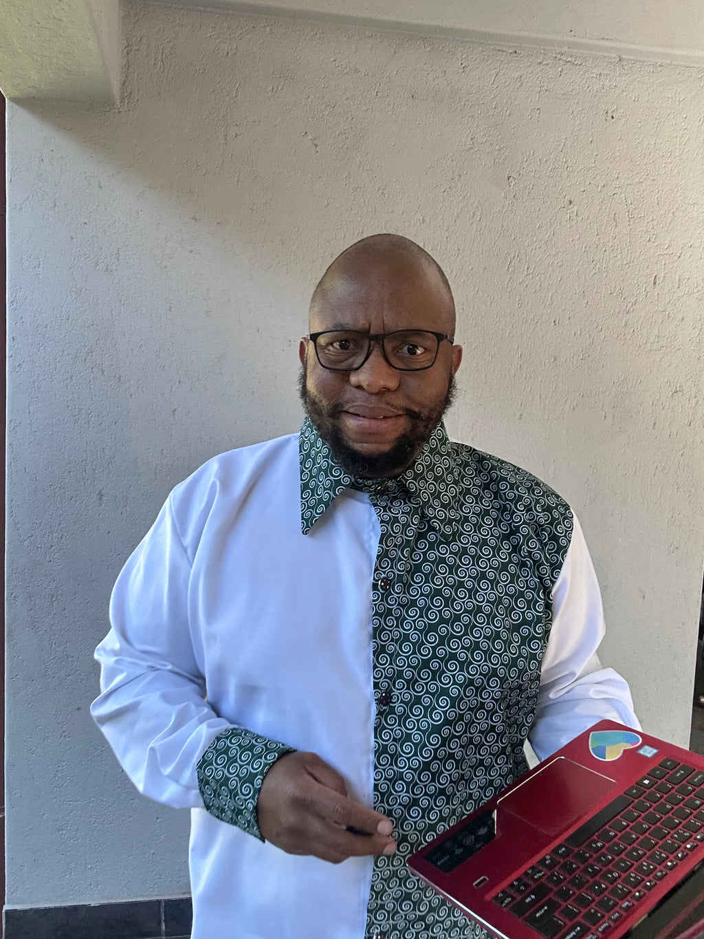 Men's Green & White Shirt