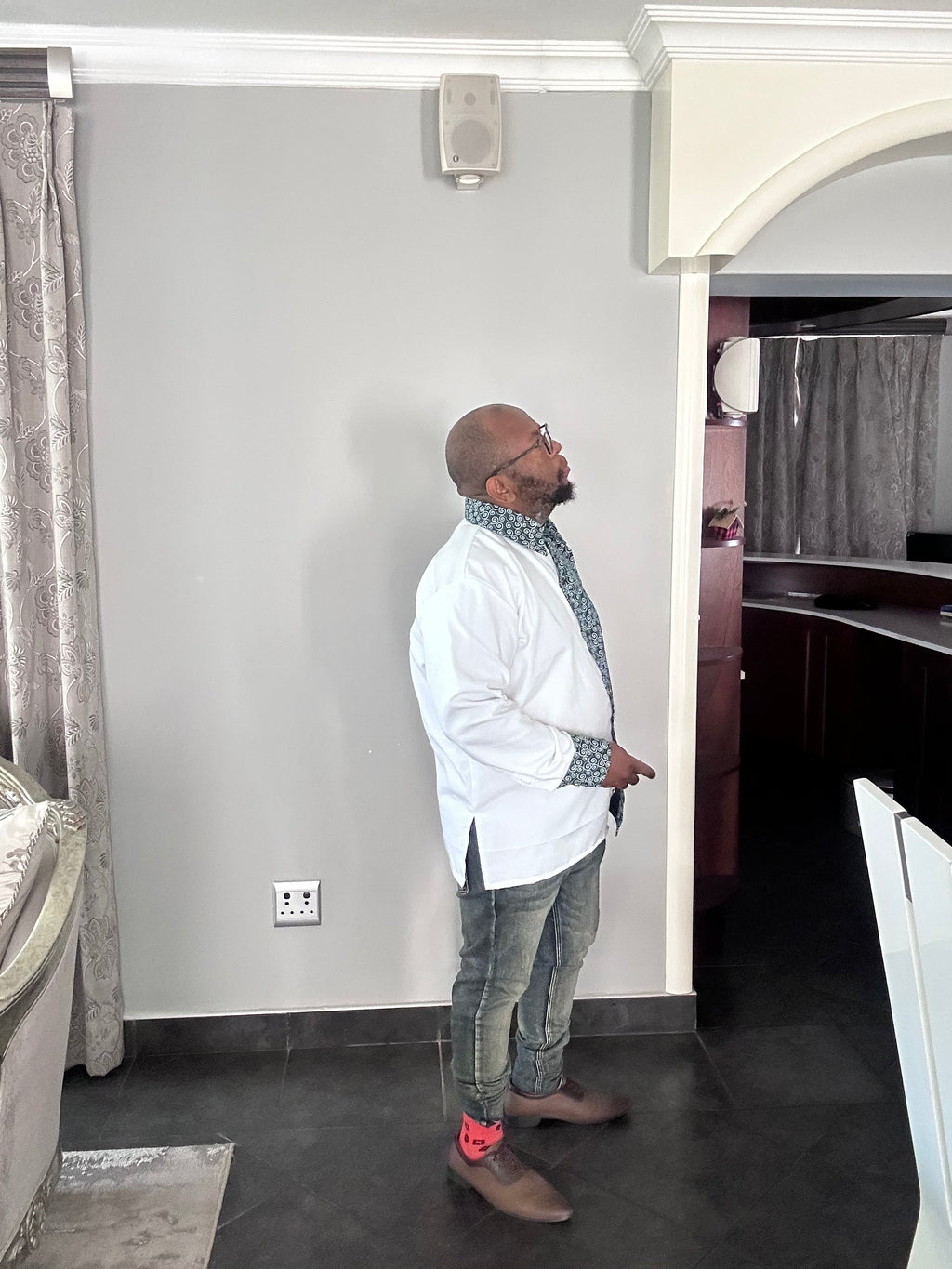 Men's Green & White Shirt