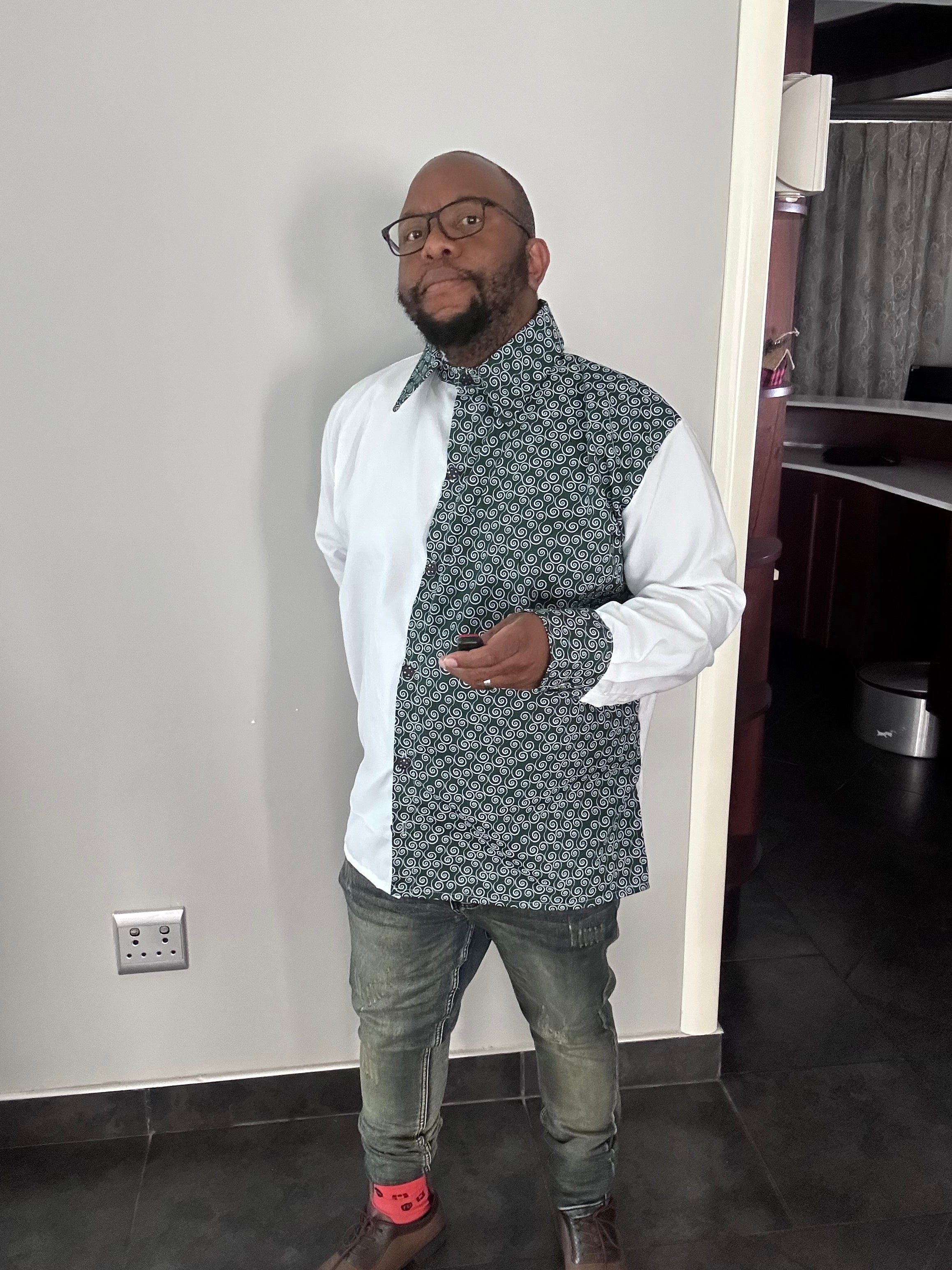 Men's Green & White Shirt