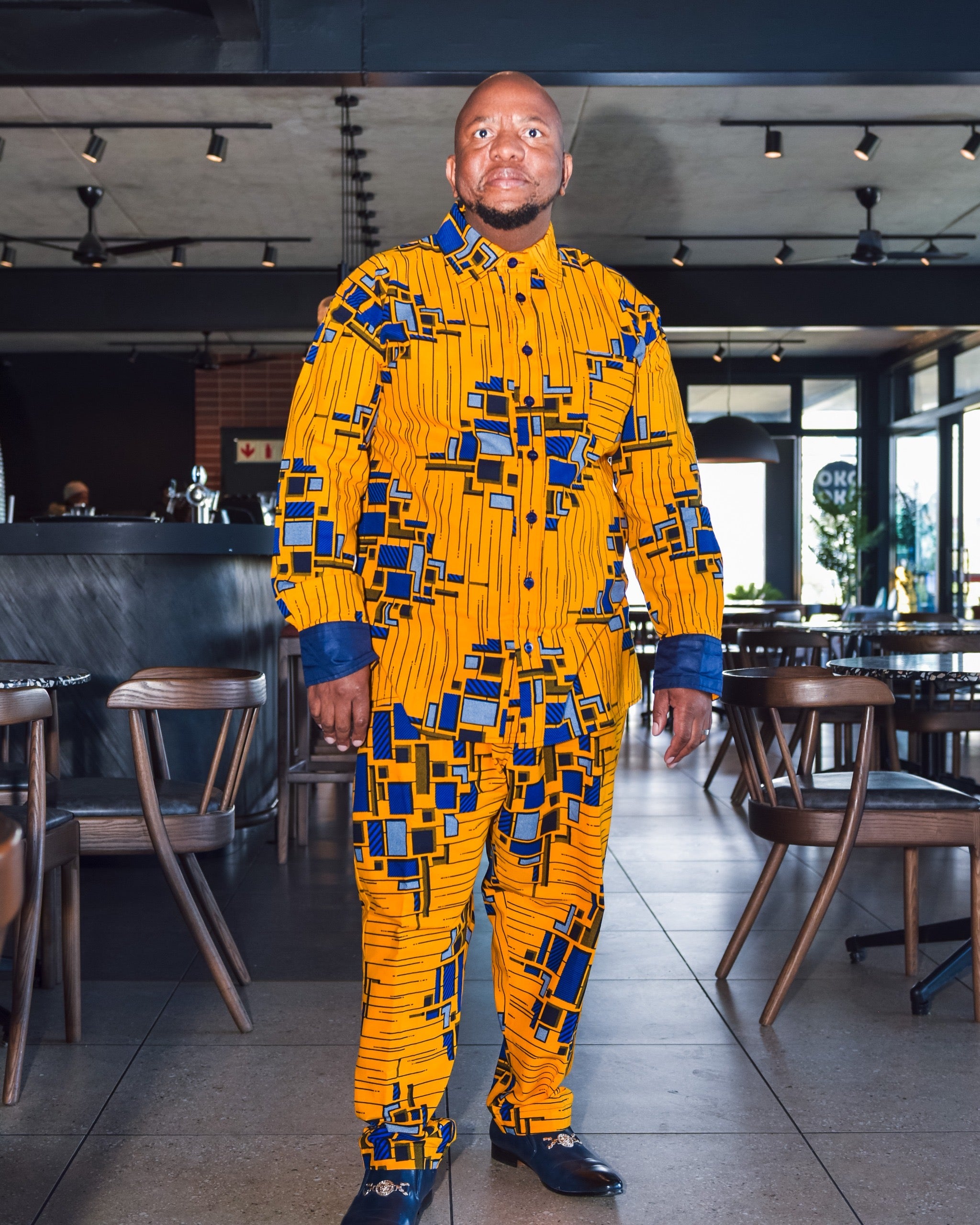 Men Yellow & Blue Suit