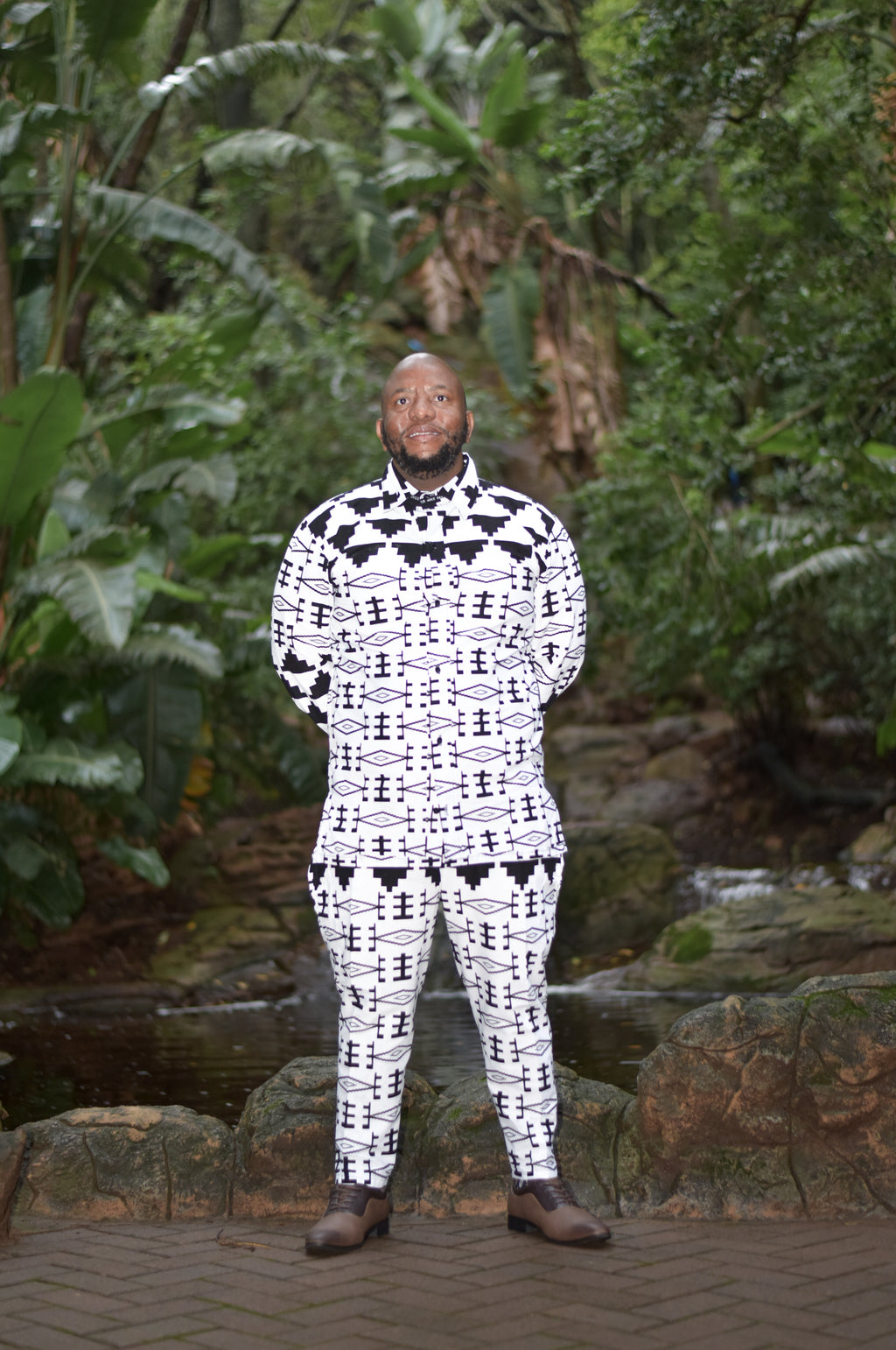 Men White & Black Suit